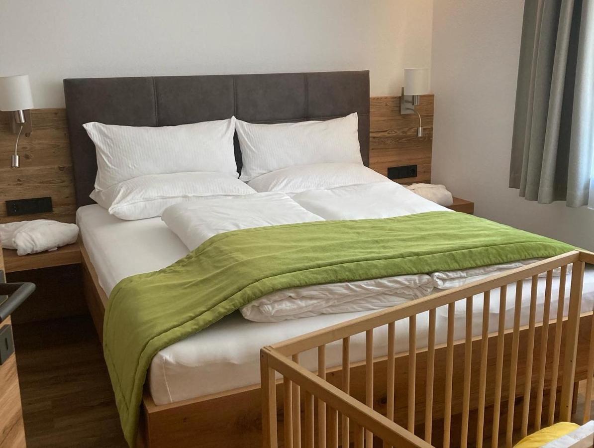 Hotel Apart Piz Mundin คัพเพิล ภายนอก รูปภาพ