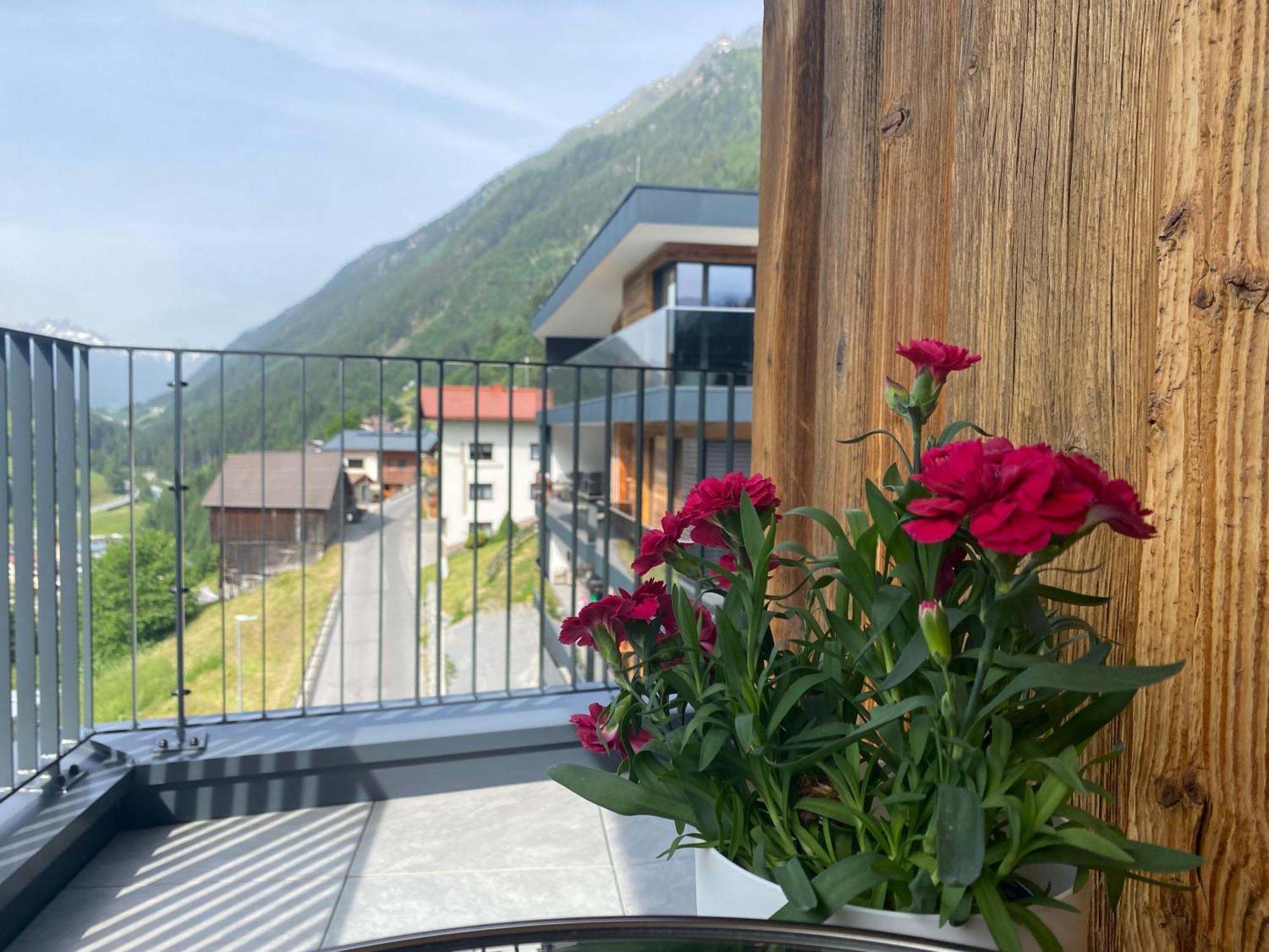Hotel Apart Piz Mundin คัพเพิล ภายนอก รูปภาพ