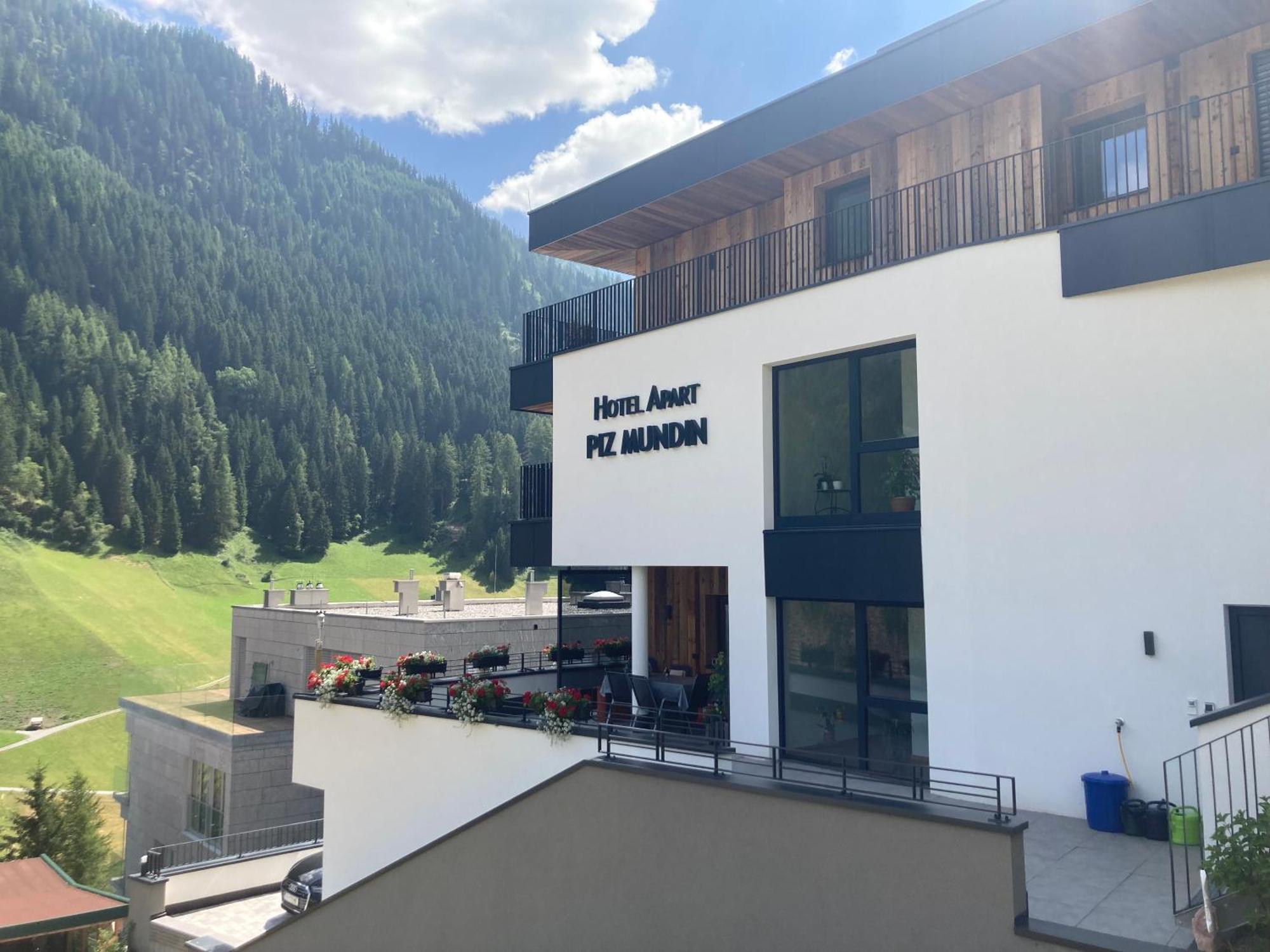 Hotel Apart Piz Mundin คัพเพิล ภายนอก รูปภาพ